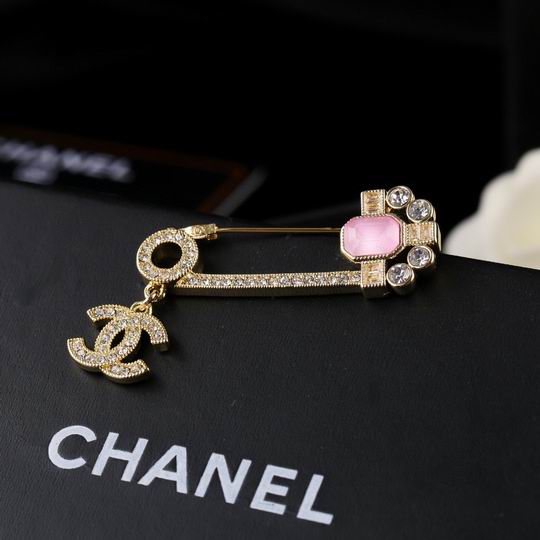 Chanel Brooch 12lyh81